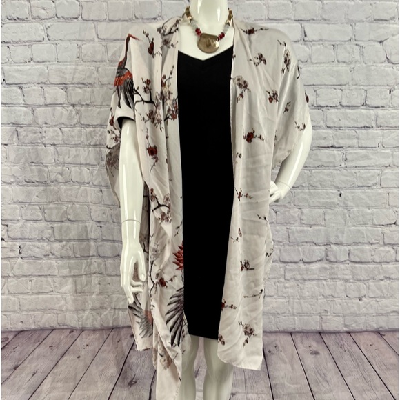 Plus Size V Neck Short Sleeve Dress Various - Picture 5 of 12